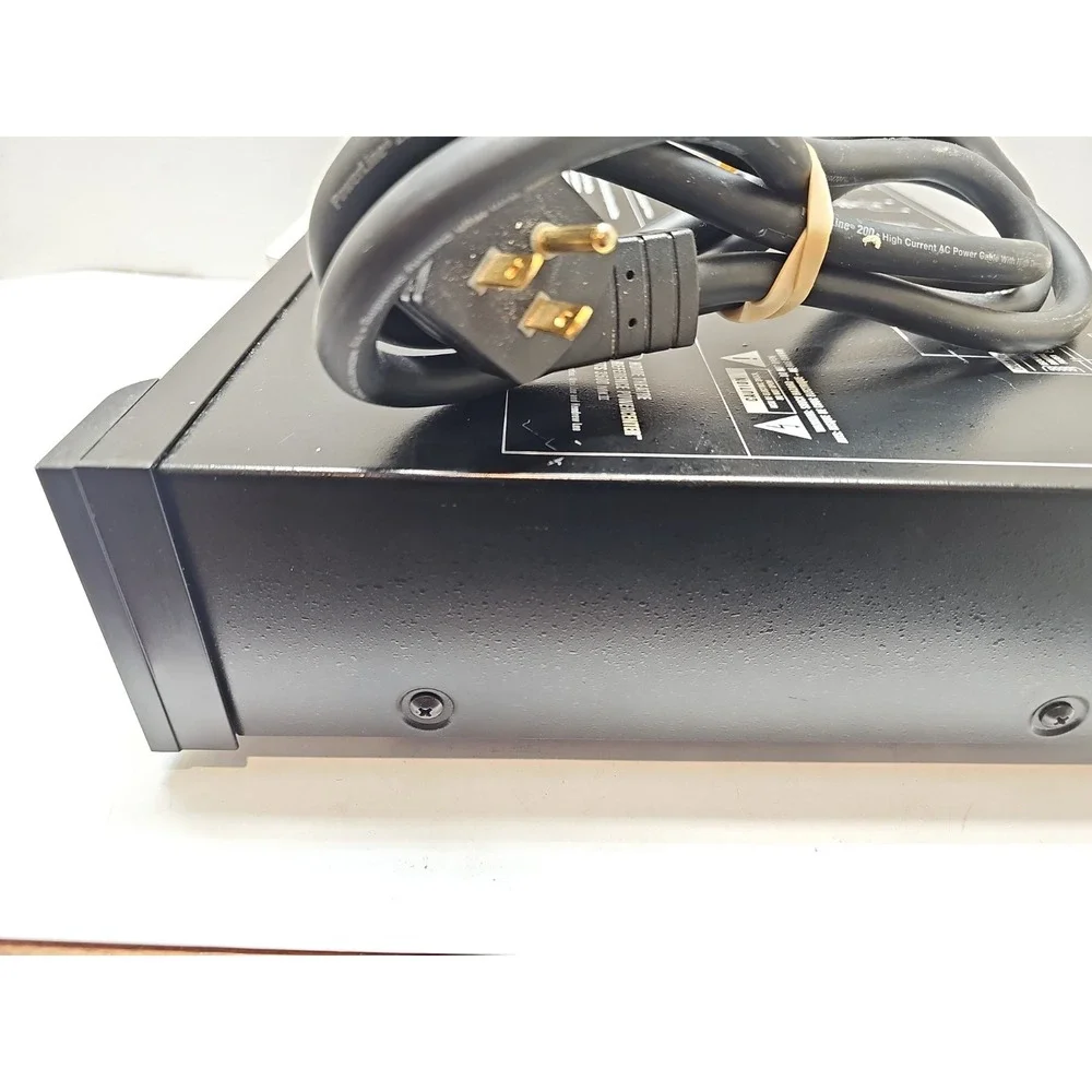 Monster Power HTS 3500 MKII Home Theatre Reference Power Center
